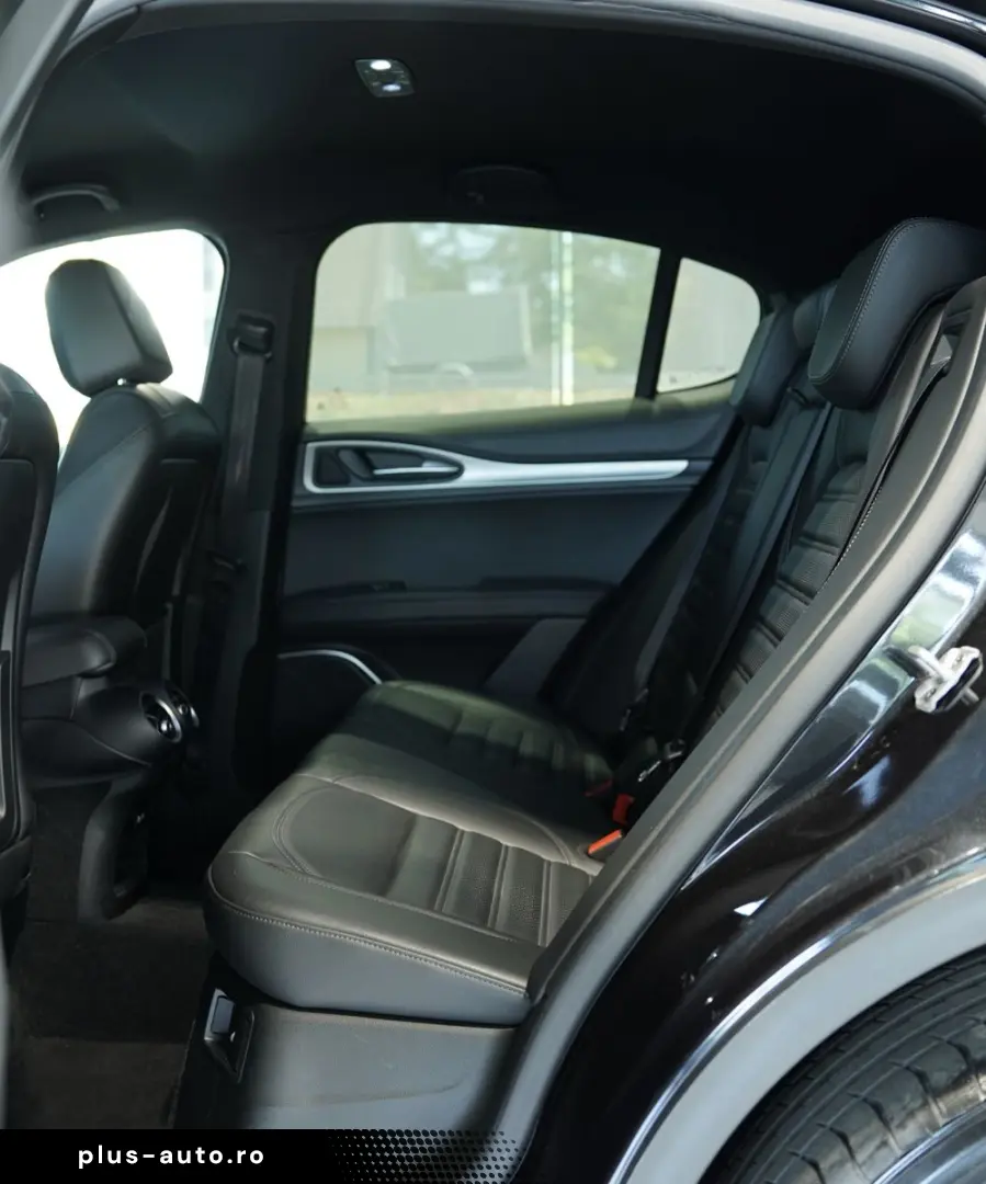 ALFA ROMEO Stelvio Veloce Q4  20 Zoll  ACC  Kamera  Digital