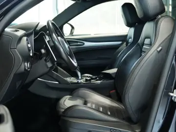 ALFA ROMEO Stelvio Veloce Q4  20 Zoll  ACC  Kamera  Digital