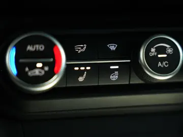 ALFA ROMEO Stelvio Veloce Q4  20 Zoll  ACC  Kamera  Digital