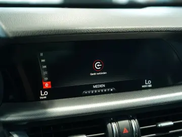 ALFA ROMEO Stelvio Veloce Q4  20 Zoll  ACC  Kamera  Digital