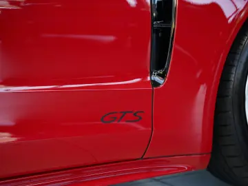 PORSCHE Panamera GTS  2.H  21  Sport-Design  HUD  Pano