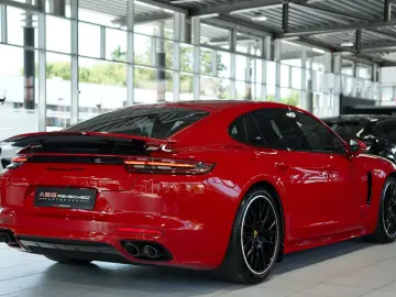 PORSCHE Panamera GTS  2.H  21  Sport-Design  HUD  Pano
