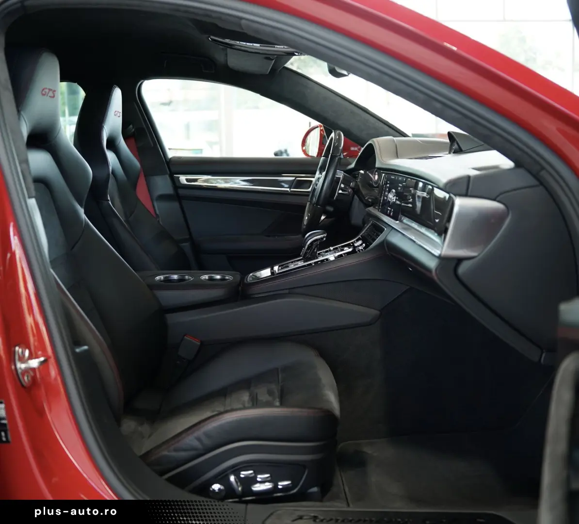 PORSCHE Panamera GTS  2.H  21  Sport-Design  HUD  Pano