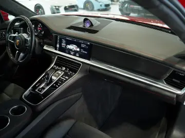 PORSCHE Panamera GTS  2.H  21  Sport-Design  HUD  Pano