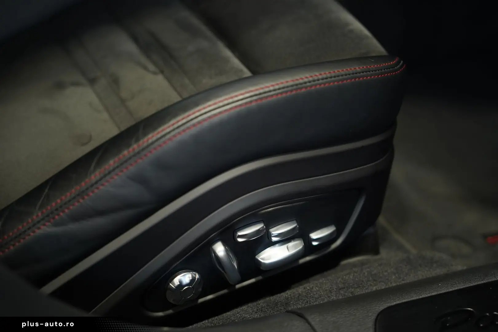 PORSCHE Panamera GTS  2.H  21  Sport-Design  HUD  Pano