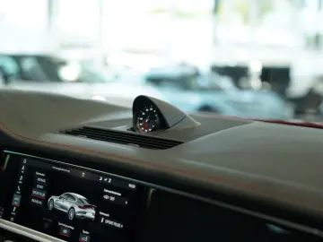 PORSCHE Panamera GTS  2.H  21  Sport-Design  HUD  Pano