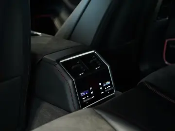 PORSCHE Panamera GTS  2.H  21  Sport-Design  HUD  Pano