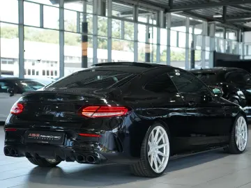 MERCEDES-BENZ C 43 AMG 4M Coupé  Perf-Sitz Pano Perf…
