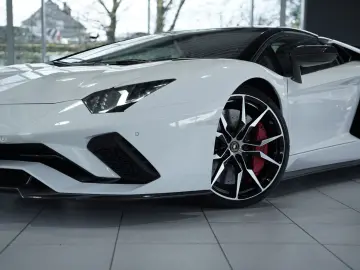 LAMBORGHINI Aventador S Roadster  2.H  Carbon  LIFT  Dt.Fzg