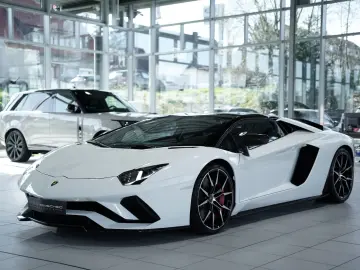 LAMBORGHINI Aventador S Roadster  2.H  Carbon  LIFT  Dt.Fzg