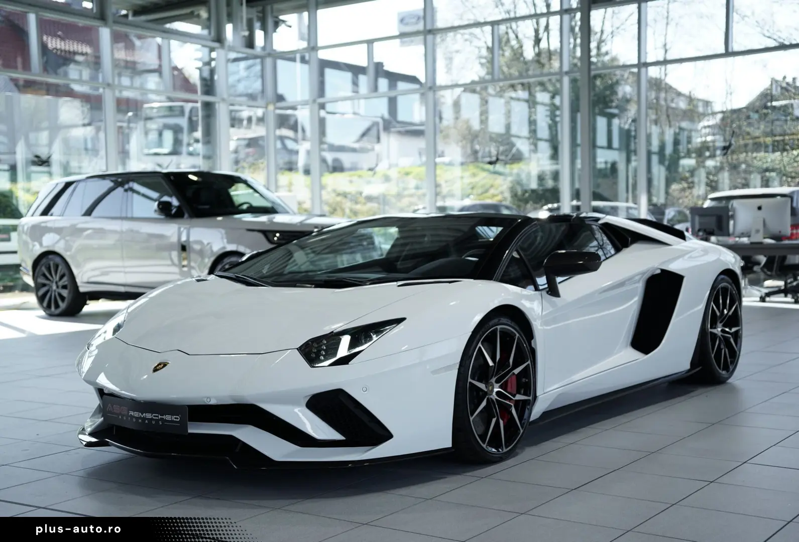 LAMBORGHINI Aventador S Roadster  2.H  Carbon  LIFT  Dt.Fzg