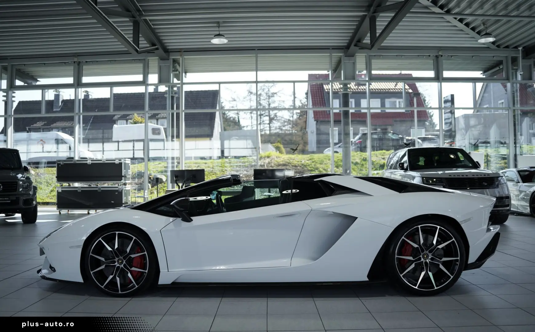 LAMBORGHINI Aventador S Roadster  2.H  Carbon  LIFT  Dt.Fzg