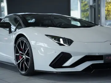 LAMBORGHINI Aventador S Roadster  2.H  Carbon  LIFT  Dt.Fzg