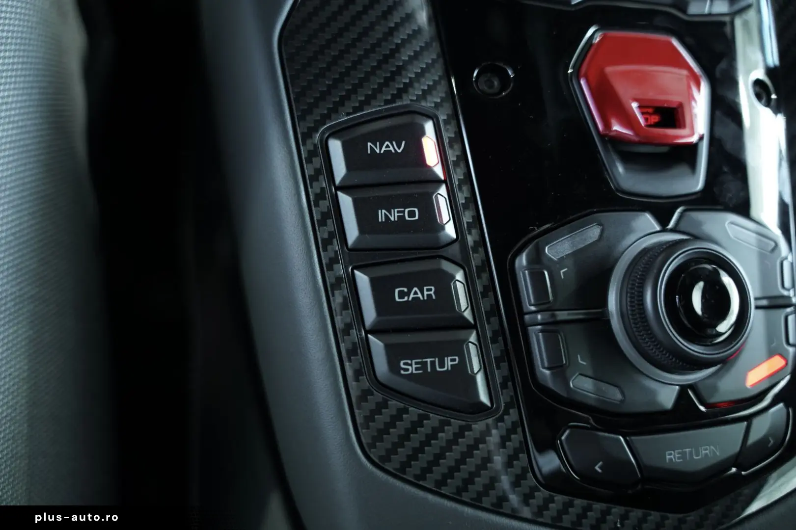 LAMBORGHINI Aventador S Roadster  2.H  Carbon  LIFT  Dt.Fzg