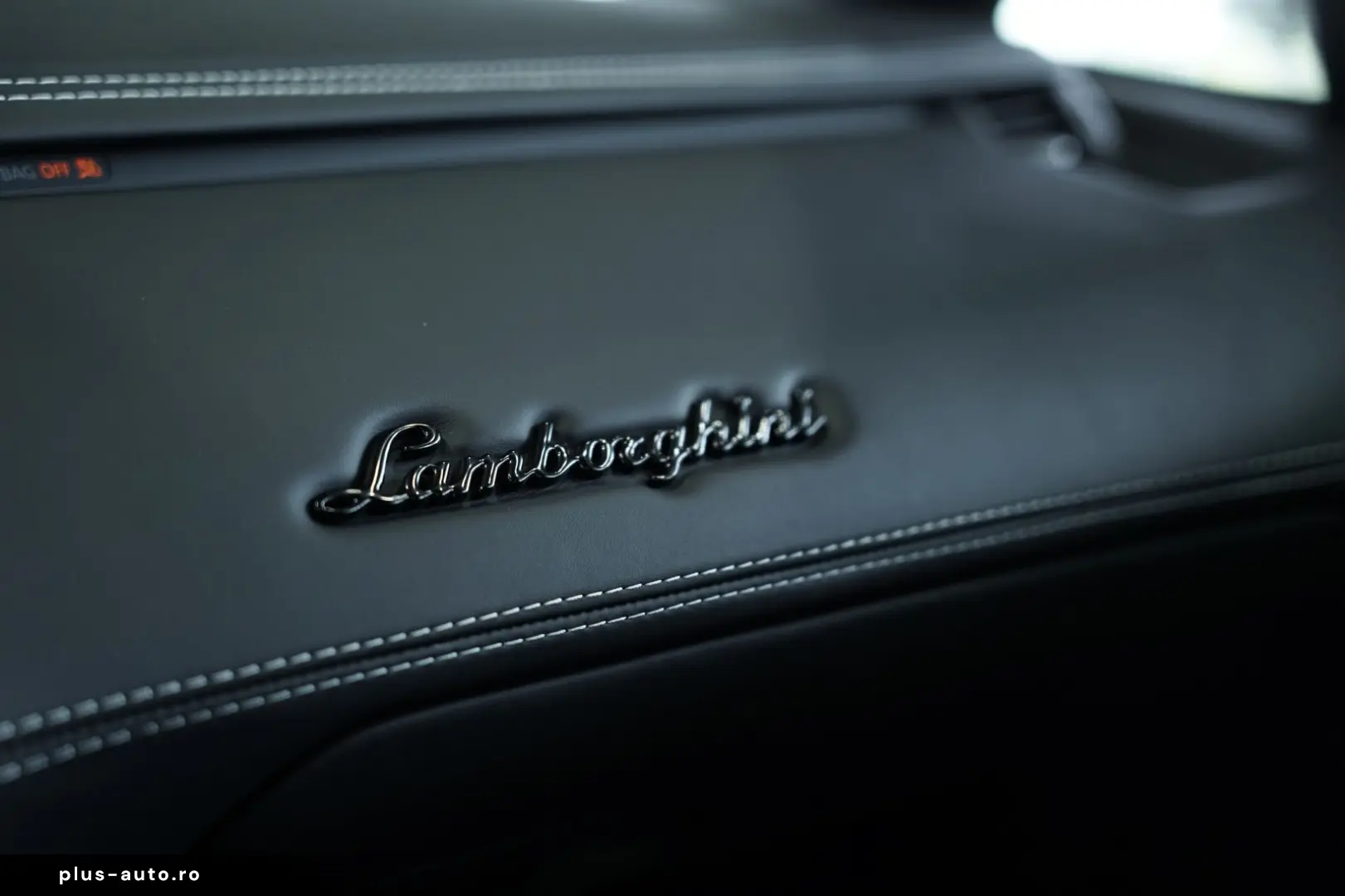 LAMBORGHINI Aventador S Roadster  2.H  Carbon  LIFT  Dt.Fzg