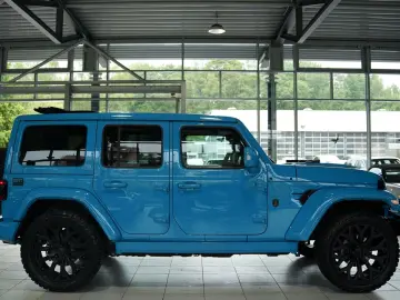 JEEP Wrangler BRUTE 2.0 T-GDI Sahara  1.H  Sonderlack