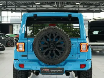 JEEP Wrangler BRUTE 2.0 T-GDI Sahara  1.H  Sonderlack