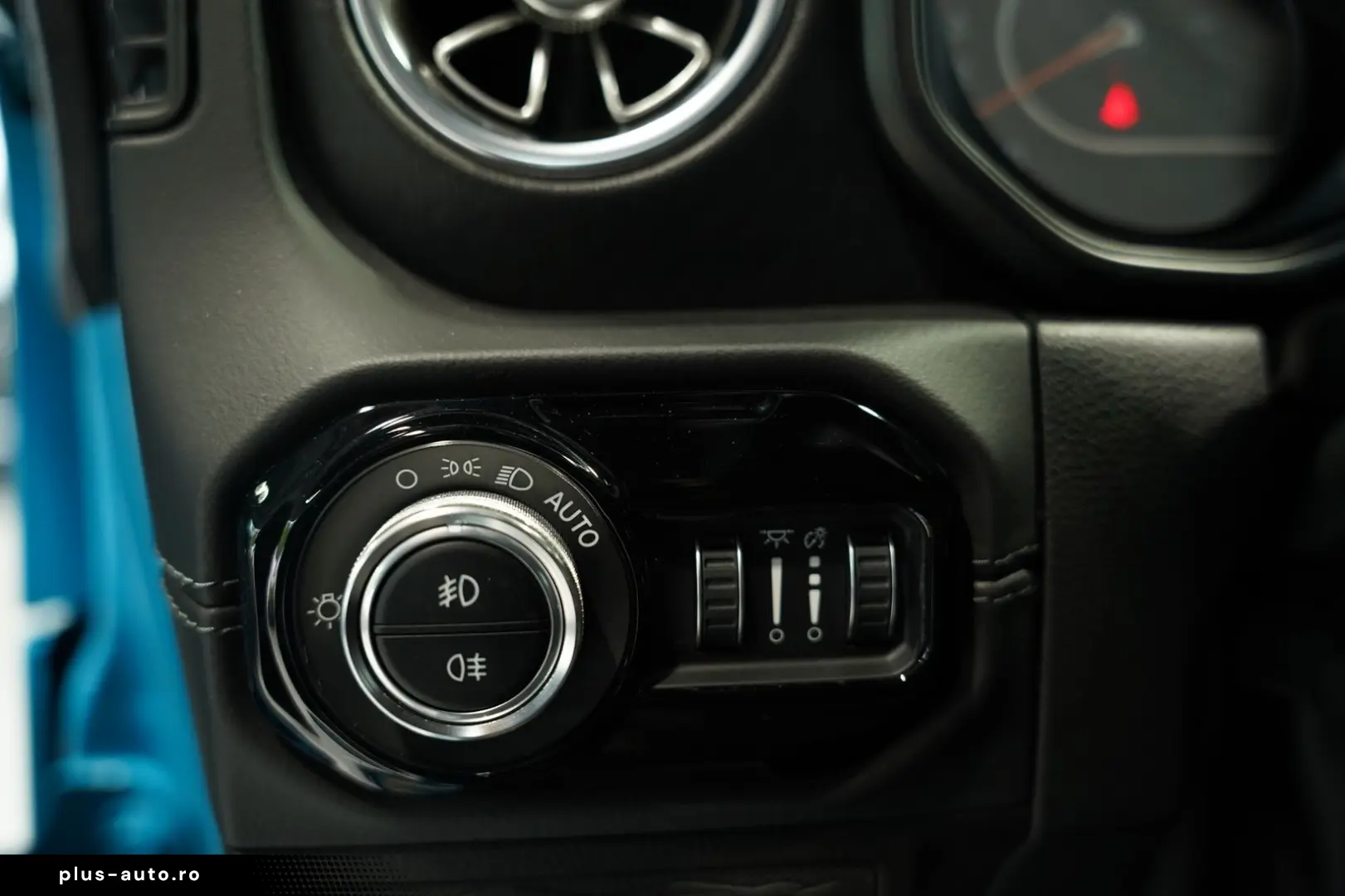 JEEP Wrangler BRUTE 2.0 T-GDI Sahara  1.H  Sonderlack