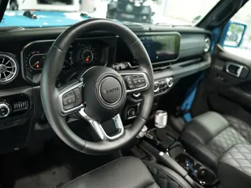 JEEP Wrangler BRUTE 2.0 T-GDI Sahara  1.H  Sonderlack