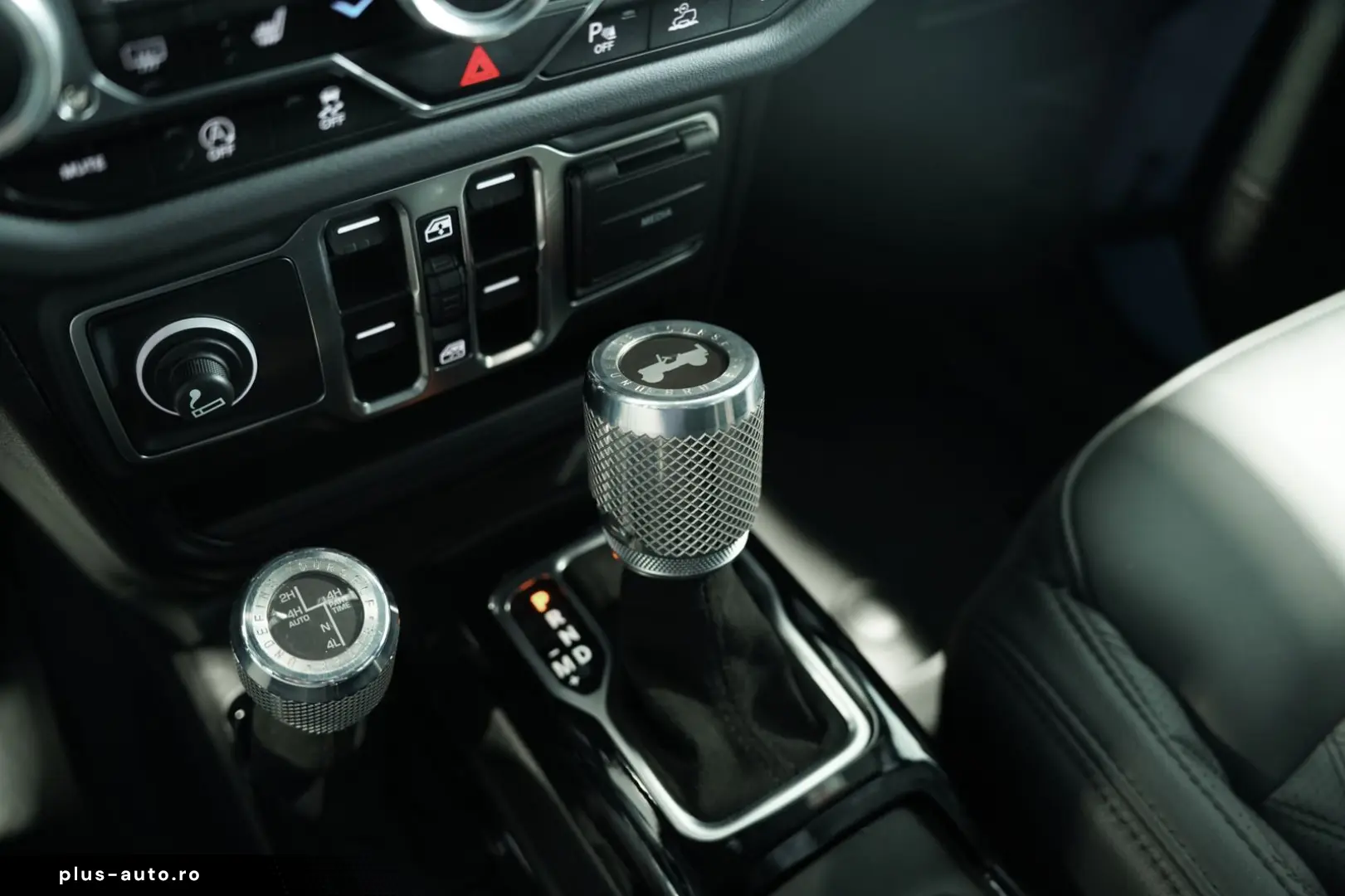 JEEP Wrangler BRUTE 2.0 T-GDI Sahara  1.H  Sonderlack