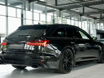 AUDI RS6 Avant q.  22  Dynamik  Pano Keramik B&O