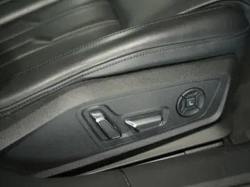 AUDI RS6 Avant q.  22  Dynamik  Pano Keramik B&O