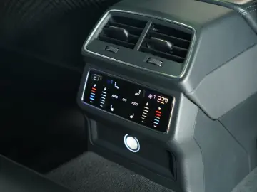 AUDI RS6 Avant q.  22  Dynamik  Pano Keramik B&O