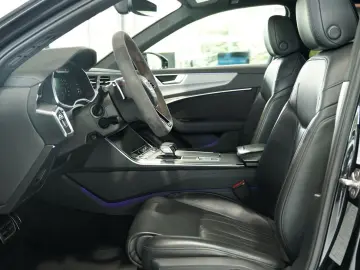 AUDI RS6 Avant q.  22  Dynamik  Pano Keramik B&O