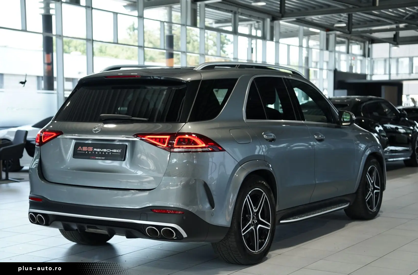 MERCEDES-BENZ GLE 53 AMG 4M   20  Perf-AGA Pano Carbon