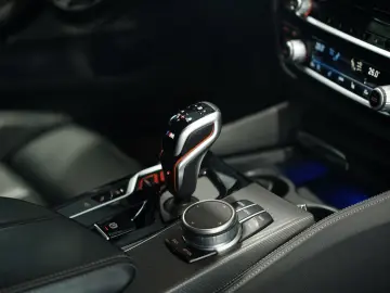 BMW M5 Competition  2.H  20  ACC  M Drivers  Laser