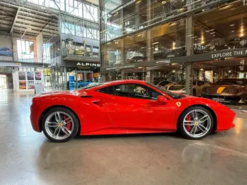 FERRARI 488 GTB Carbon Lenkrad Carbon F1 Schaltwippen