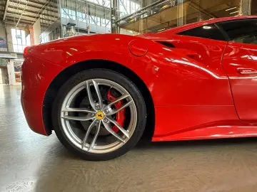FERRARI 488 GTB Carbon Lenkrad Carbon F1 Schaltwippen