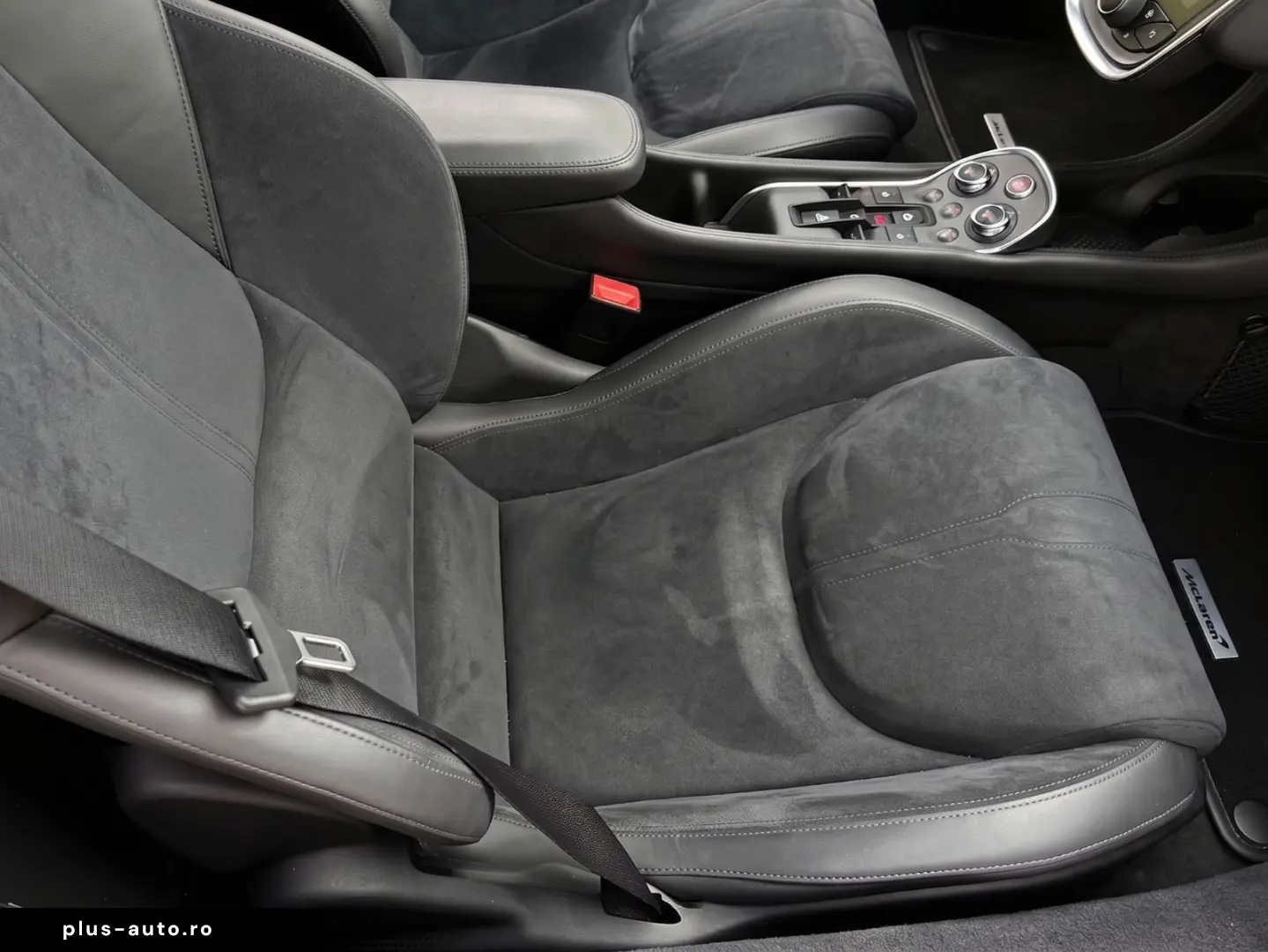 MCLAREN 570GT   LIFT   Black Paket