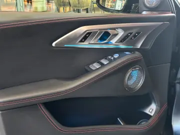 BMW XM Label Red   M Driver´s Package   Live Cockpit