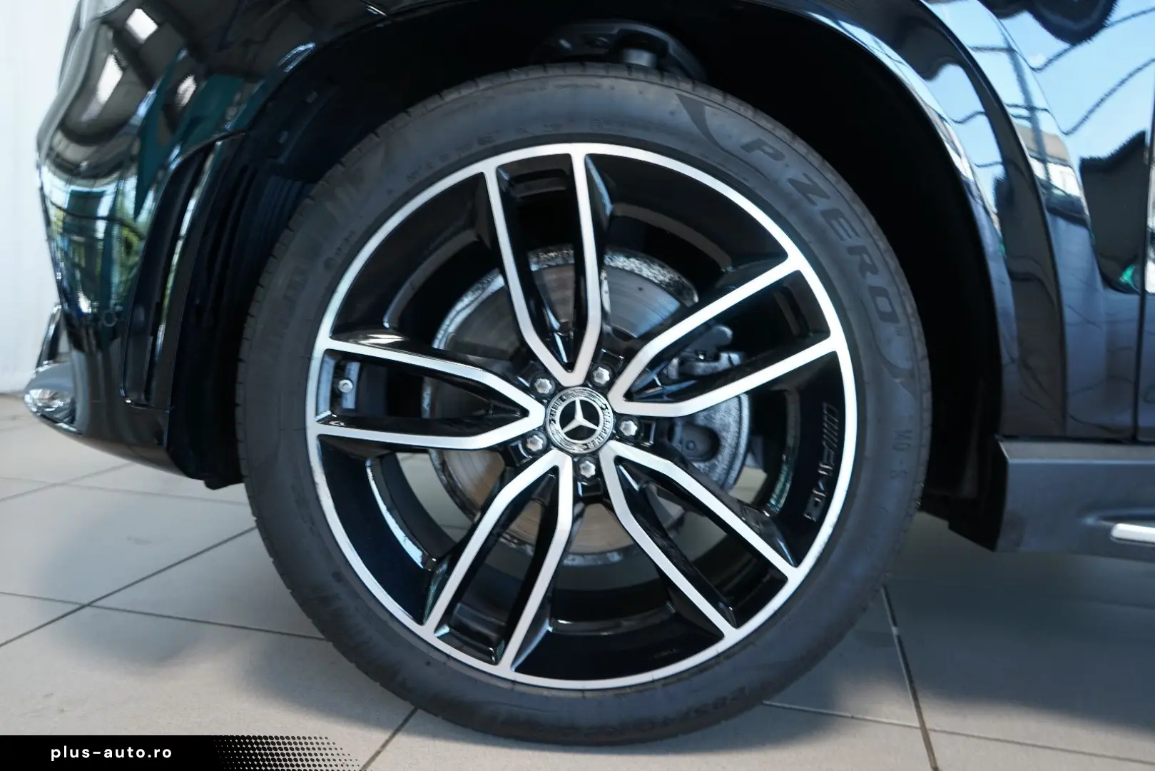 MERCEDES-BENZ GLE 400d AMG 7-Sitzer Night Burmest. H&hellip;