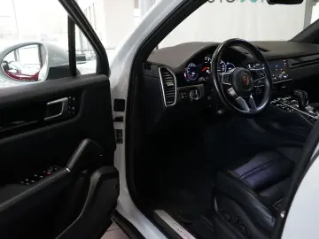 PORSCHE Cayenne Standhz Massage Sportabg. Chrono ACC