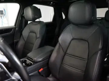 PORSCHE Cayenne Standhz Massage Sportabg. Chrono ACC