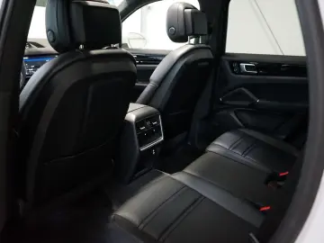 PORSCHE Cayenne Standhz Massage Sportabg. Chrono ACC
