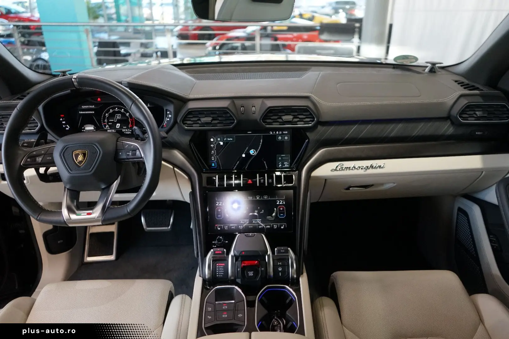 LAMBORGHINI Urus 23  Akrapovic B&O Panorama Massage Sitzkli.