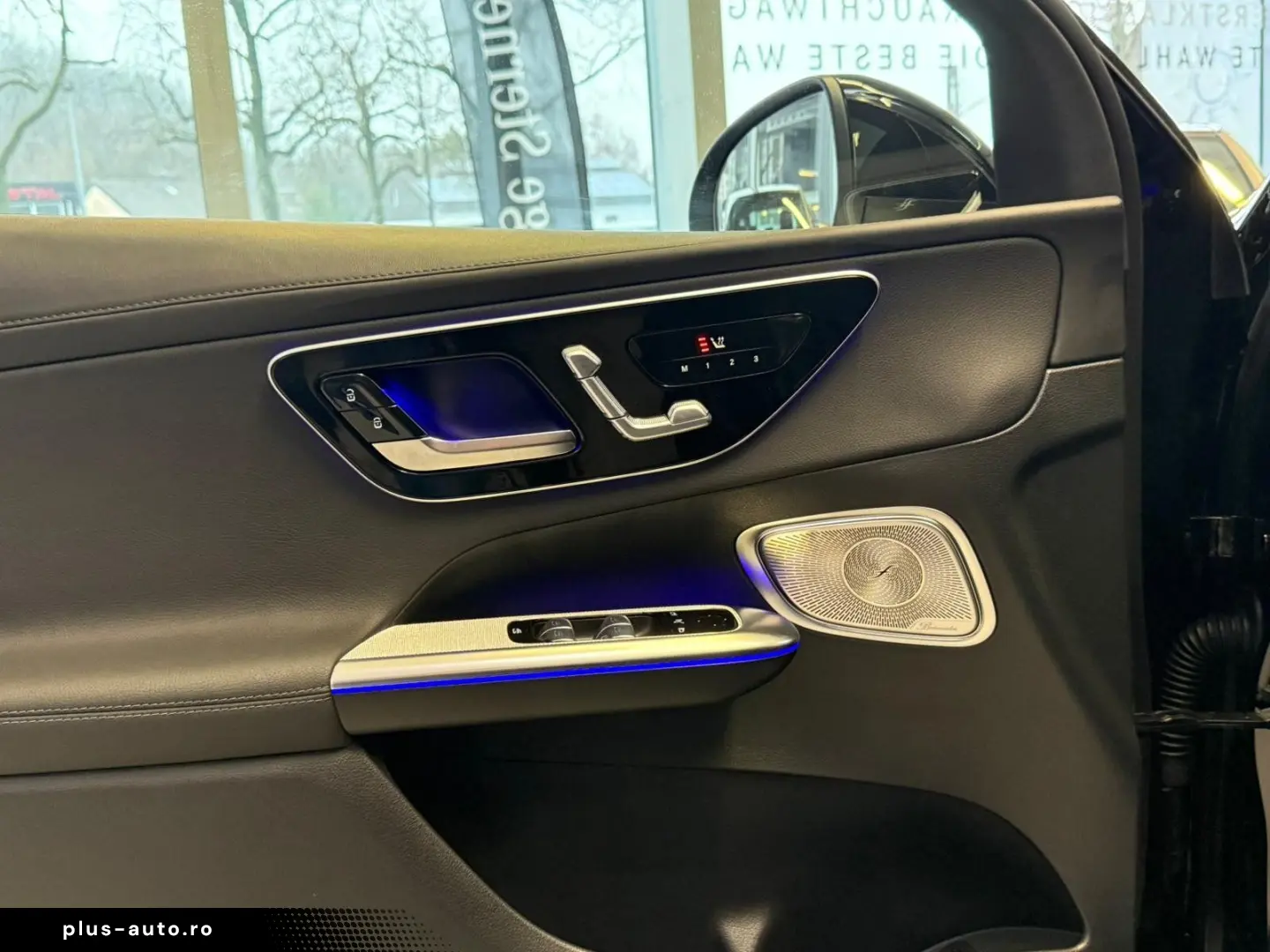 MERCEDES-BENZ GLC 300 de 4M AMG DISTR AHK BURM PANO &hellip;