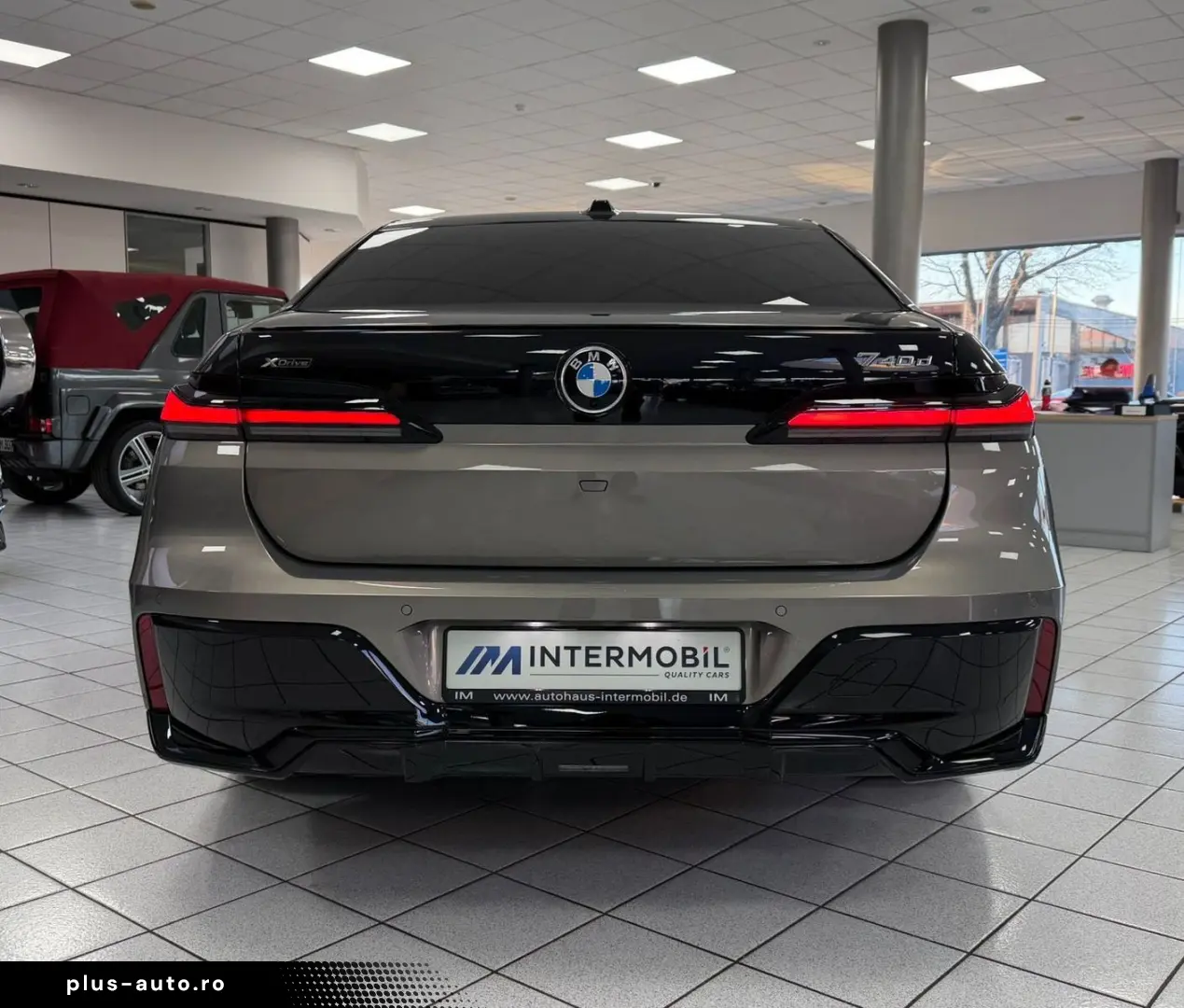 BMW 740 d INDIVIDUAL TWO-TONE TV A-Türen KRISTALL