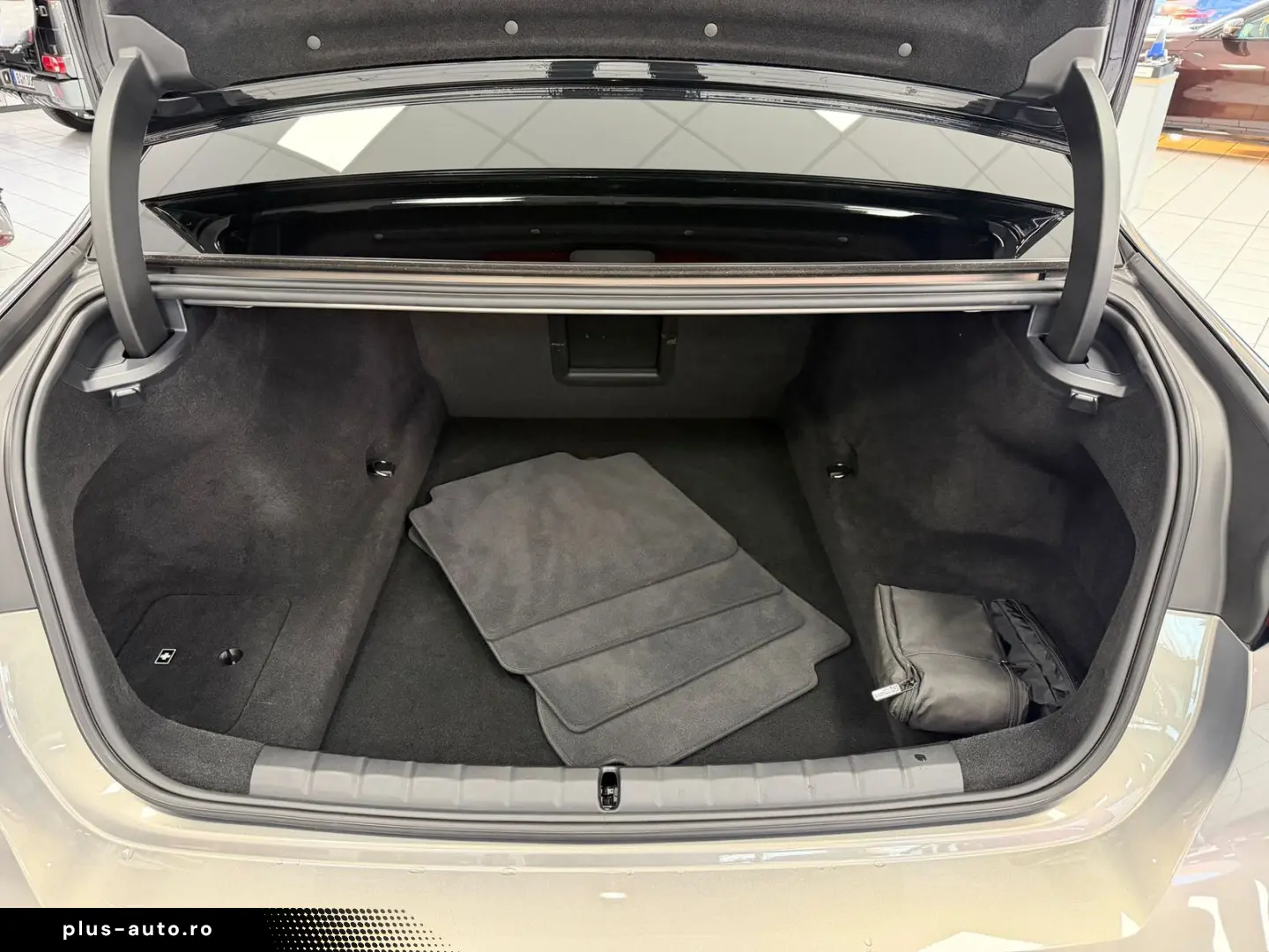 BMW 740 d INDIVIDUAL TWO-TONE TV A-Türen KRISTALL