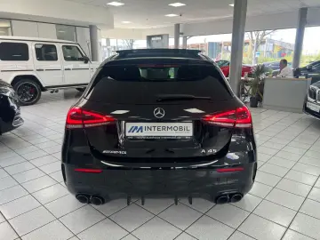 MERCEDES-BENZ A 45 AMG 4Matic PANO BURMESTER HUD 360…