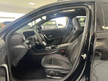 MERCEDES-BENZ A 45 AMG 4Matic PANO BURMESTER HUD 360…