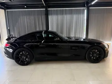 MERCEDES-BENZ AMG GT Coupe V8 BURMESTER SCHALENSITZE