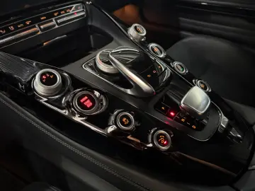 MERCEDES-BENZ AMG GT Coupe V8 BURMESTER SCHALENSITZE
