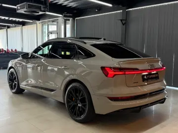 AUDI E-tron Sportback 55 Quattro S-Line PANO B&O LED