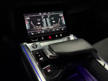 AUDI E-tron Sportback 55 Quattro S-Line PANO B&O LED