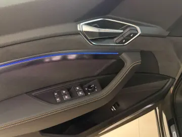 AUDI E-tron 55 Quattro S-Line PANO VIRTUAL B&O