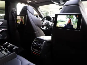 BMW X6 M Competition Hamann 3xTV ACC B&W Pano SKY 23
